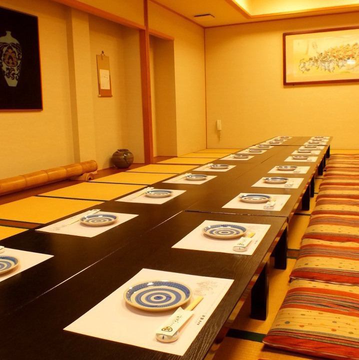 Relax in a large private room ◎ Large tatami room can accommodate up to 42 people!!