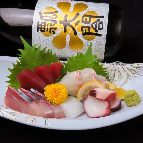 刺身盛り合わせ