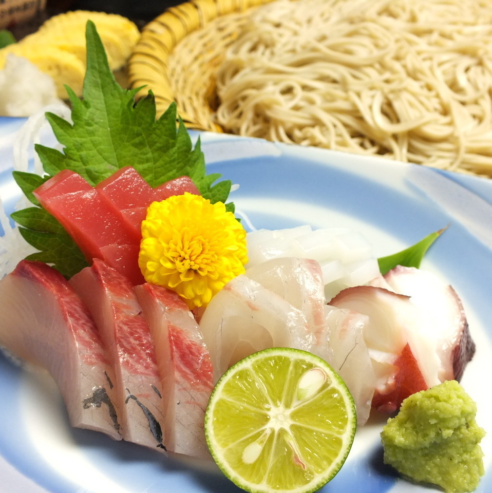 旬の食材を用いた、老舗らしい和食のコースを楽しめるお店!