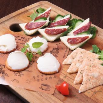 Assortment of 3 kinds of cheese sashimi