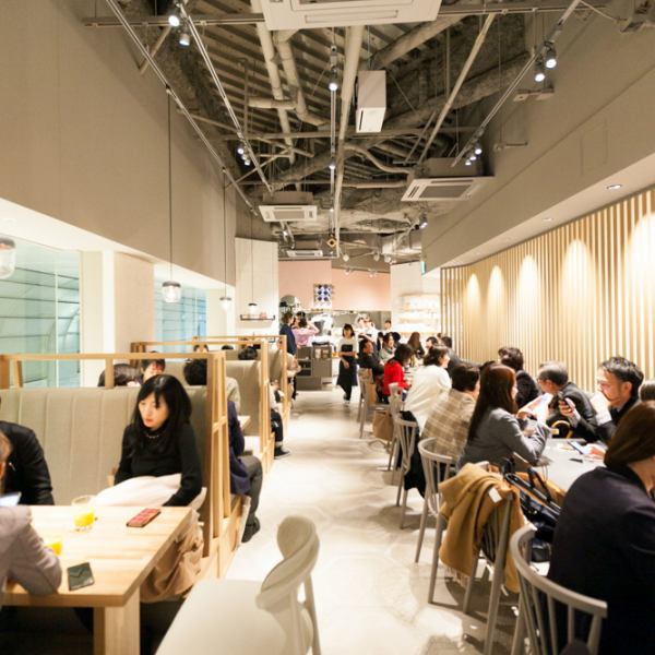 デートや女子会など、様々なシーンでご利用頂けます。