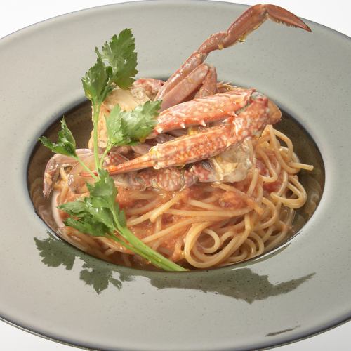 《クリームベース》渡り蟹のトマトクリームスパゲッティ