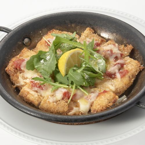 千葉県産錦爽鶏のトマトチーズカツレツ