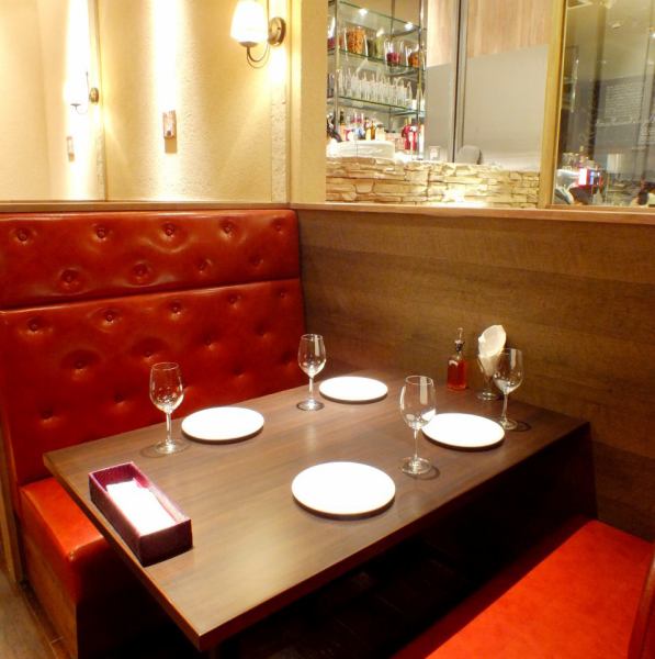 BUONO The most popular BOX sofa seat! You can dine without worrying about the surroundings.We accommodate from 2 to 6 people.Make reservations fast!!!