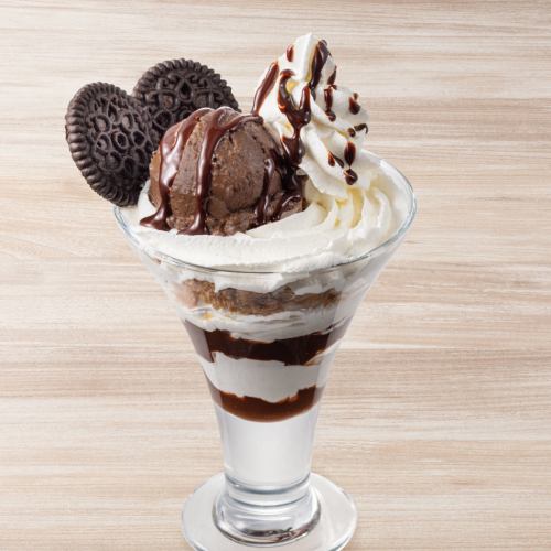 ハーシーチョコレートパフェ