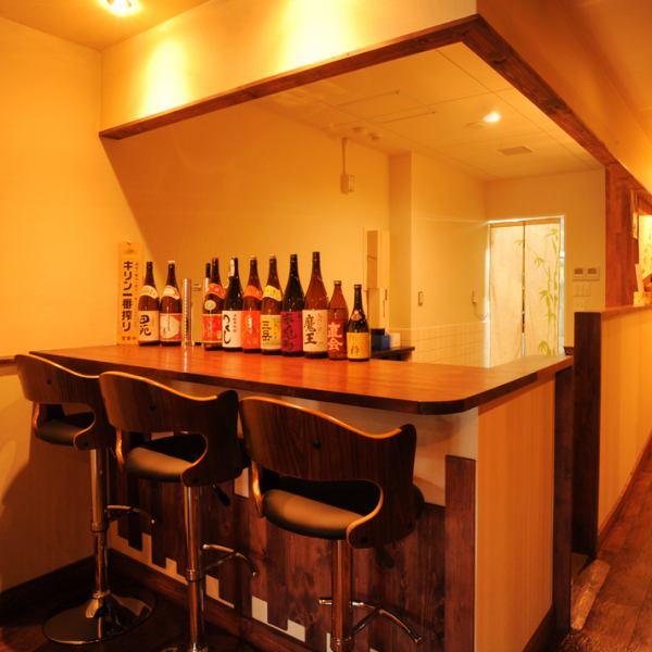 [Counter seats] [Recommended for small groups] We also have counters that are popular with one person ♪ Recommended for crispy drinks on the way home from work! Have a good time with your loved ones or friends ☆ (Kyoto / Fushimi Momoyama / Seafood / Sake / Obanzai / Banquet / Private room / Chartered / All-you-can-drink / Course / Japanese food / Fish / Meat)