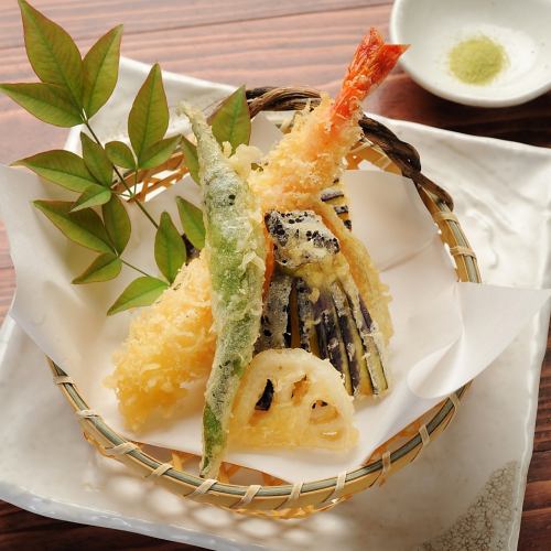 Tempura with shrimp and seasonal vegetables