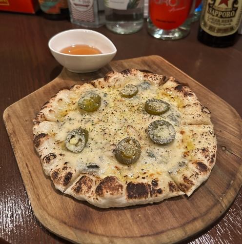 ゴルゴンハニーピザ