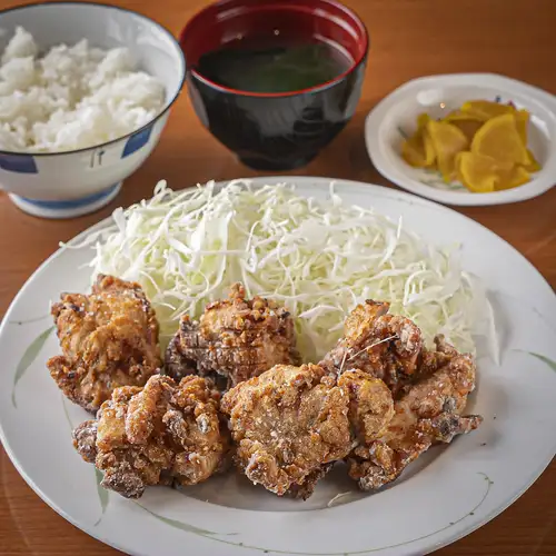 揚げたて唐揚げで贅沢時間
