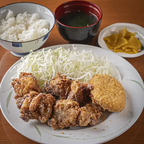 コロカラ  