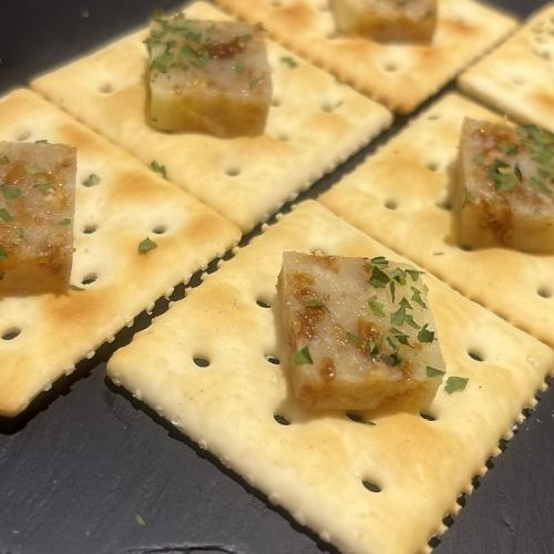 Crackers ~with fig butter~