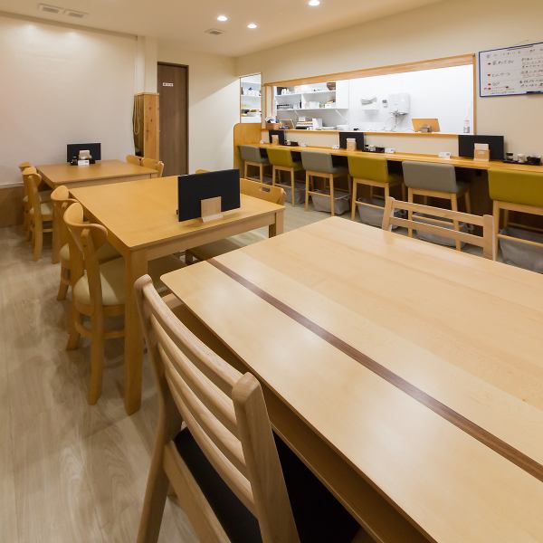 当店では、10名様以上から貸切も承っております。最大18名様までご利用可能ですので、歓迎会や送迎会、会社での飲み会など大人数での宴会に最適です!事前に予約をいただければ、豪華なカニ・ふぐコースもご利用いただけます♪各種宴会に最適なコースですので、是非お気軽にご相談ください。