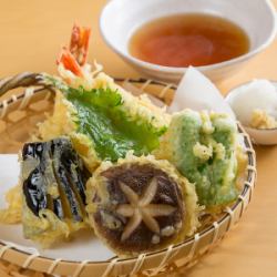 【おすすめ】天ぷら盛り合わせ