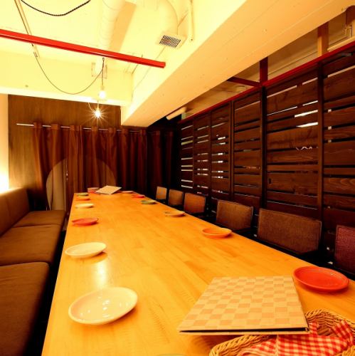 Private room for 12 people.You can spend your time in a spacious space.