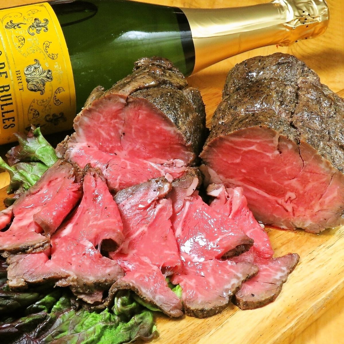 We are proud of our homemade roast beef ♪ We use the highest peak of American beef, prime beef ♪