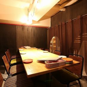Private room for 20 people.It is a private room with a relaxing table seat.
