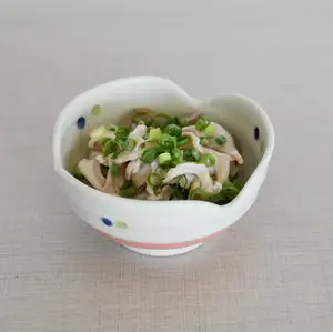 居酒屋的必备菜肴：醋渍内脏