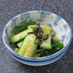 ゴマとにんにく香るたたきゅー
