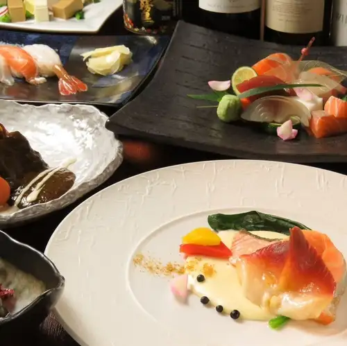 旬の素材を使ったお料理コースは6000円(税込)。各種ご宴会に是非ご利用ください。