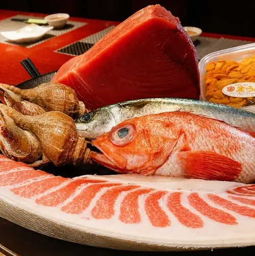 旬の鮮魚を良い状態のままご提供いたします。
