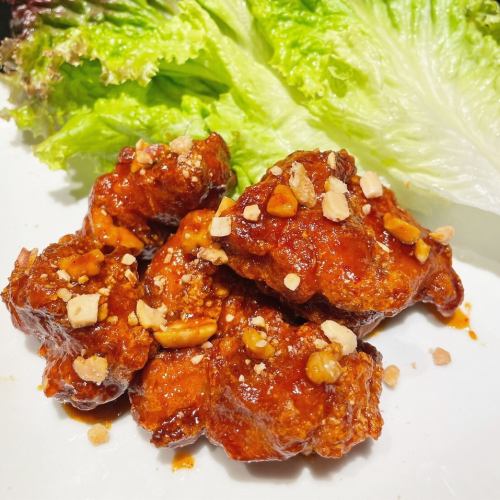 The secret sauce will make you addicted to spicy yangnyeom chicken