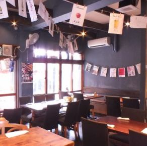 総席数30席の店内は貸切パーティーも大歓迎！30名様～3.5時間飲み放題付きの貸切パーティプランをご用意♪懇親会、忘年会、新年会、歓送迎会、模合やプライベートのご利用、二次会やちょっとしたパーティなどのご利用もOK♪スタート時間も18～20時でご相談いただけます♪詳細はコース料理をご覧ください♪