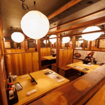You can use it exclusively for your own use.There is no doubt that it will be a lively place for company banquets, girls-only gatherings, class reunions, after-parties for weddings, after-parties, and more! All seats are equipped with tabletop servers. please give me.