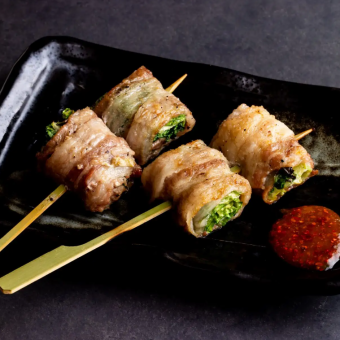 Lettuce wrapped in meat