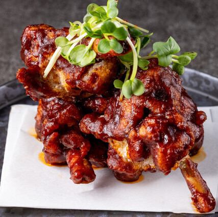 骨付きももぶつ切りの旨辛揚げ/甘海老唐揚げ