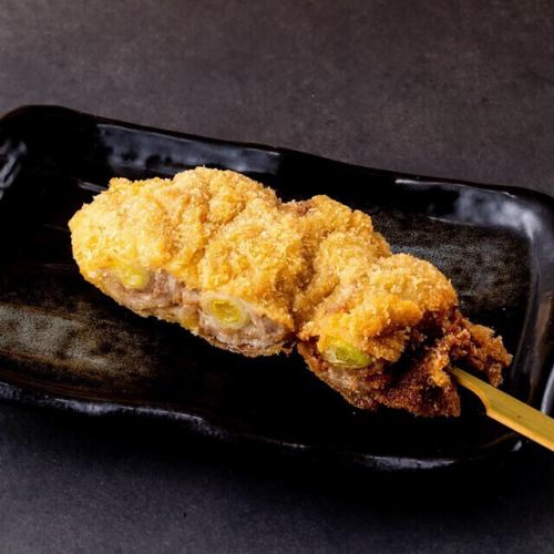 長ネギ肉巻き揚げ串/エリンギ肉巻き揚げ串