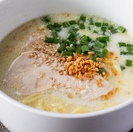 鶏白湯ラーメン