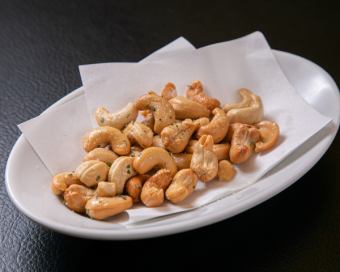 Cashew Nuts ~Freshly Fried~
