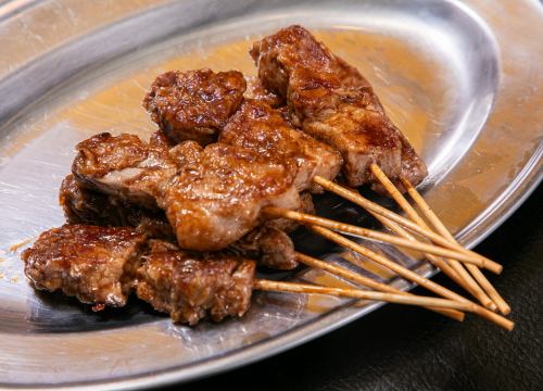 ★新名物★串トンテキ自家製の特製ソースで、中毒者多数！！
