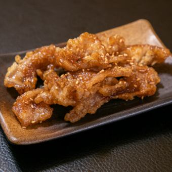 とり皮うまうま揚げ