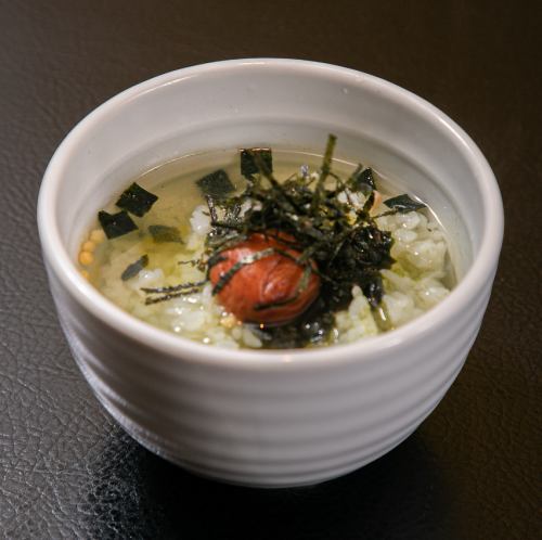 お茶漬け(鮭/梅/のり/明太子)