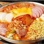 部隊チゲ （プデチゲ） (2人分のボリューム)