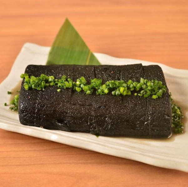 イカ墨のだし巻き玉子