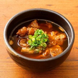 焼肉屋の自家製牛スジ煮込み