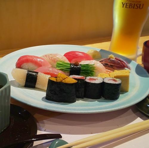 午餐顶级寿司