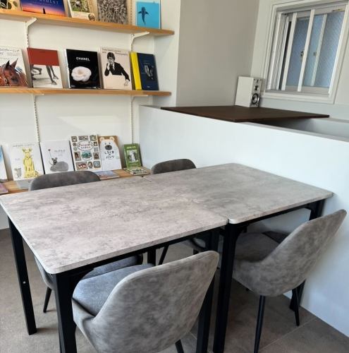 2층 테이블석입니다.