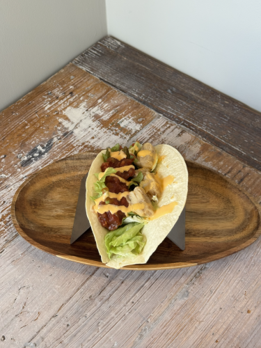 【人気No.3】サルサ&チーズのチキンタコス