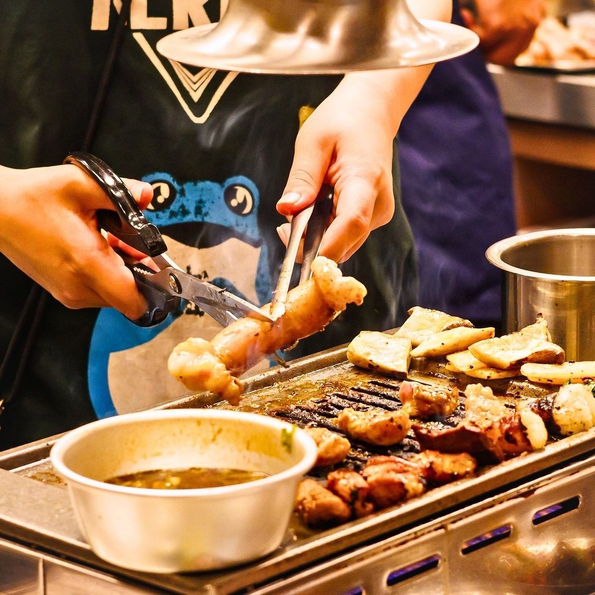 <韓国旅行気分>まるで韓国みたいな店内で、本格韓国料理を♪