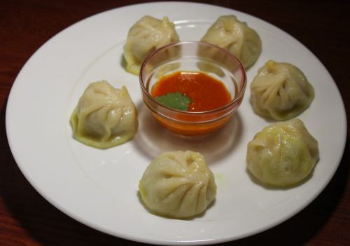 [Asian Spicy Xiaolongbao] Momo