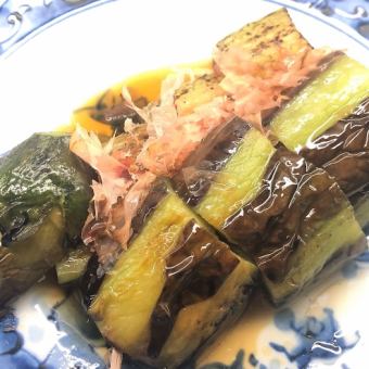 生姜醤油で頂く赤茄子の炭火焼