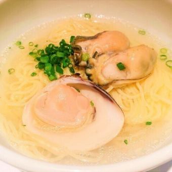 はまぐり・牡蠣の潮そば
