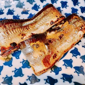 醬油烤秋刀魚肝