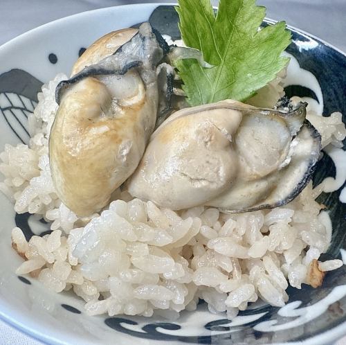 牡蠣の炊き込みごはん