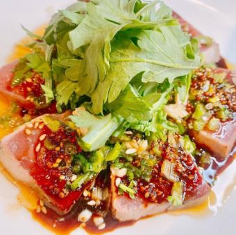 春菊醤油で頂くぶりのたたき