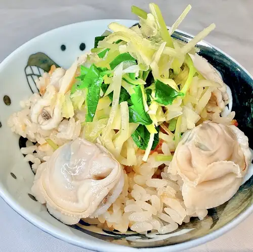 薬味たっぷりはまぐり炊き込みごはん