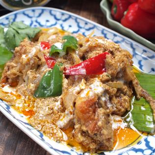 Stir-fried Soft Shell Crab with Curry ~Punim Patpong Curry~